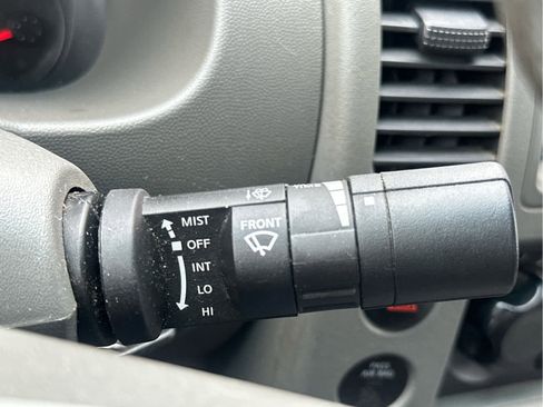 Used 2013 Nissan Frontier S image 26