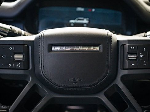 Used 2021 Land Rover Defender 110 X image 28