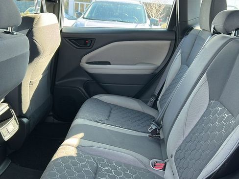 Certified 2025 Subaru Forester w/ Convenience Package #2 image 19