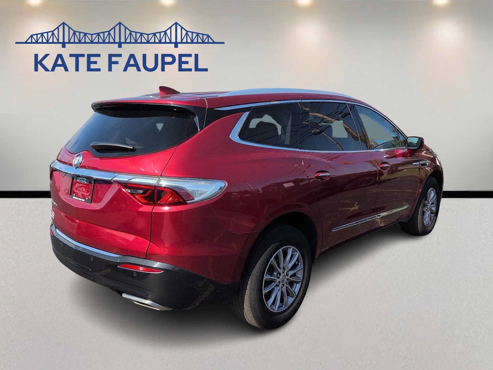 Used 2023 Buick Enclave Essence FWD image 7
