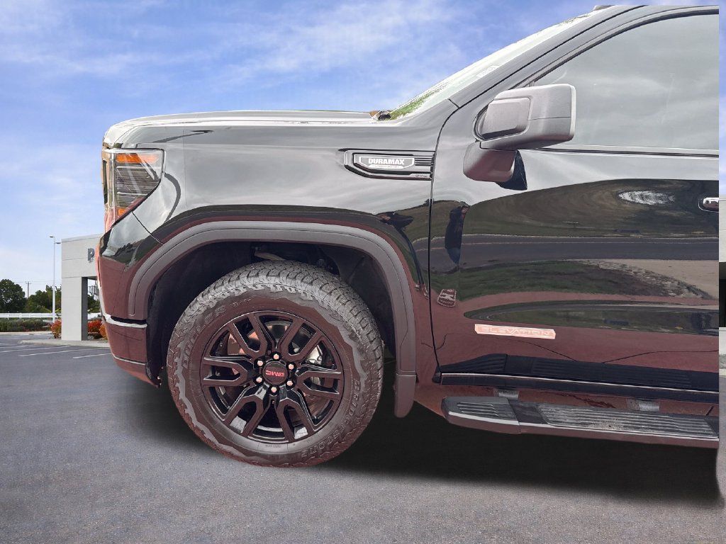 Used 2025 GMC Sierra 1500 Elevation w/ Preferred Package AWD/4WD image 32