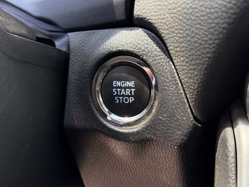 Used 2022 Toyota RAV4 XLE Premium FWD image 16