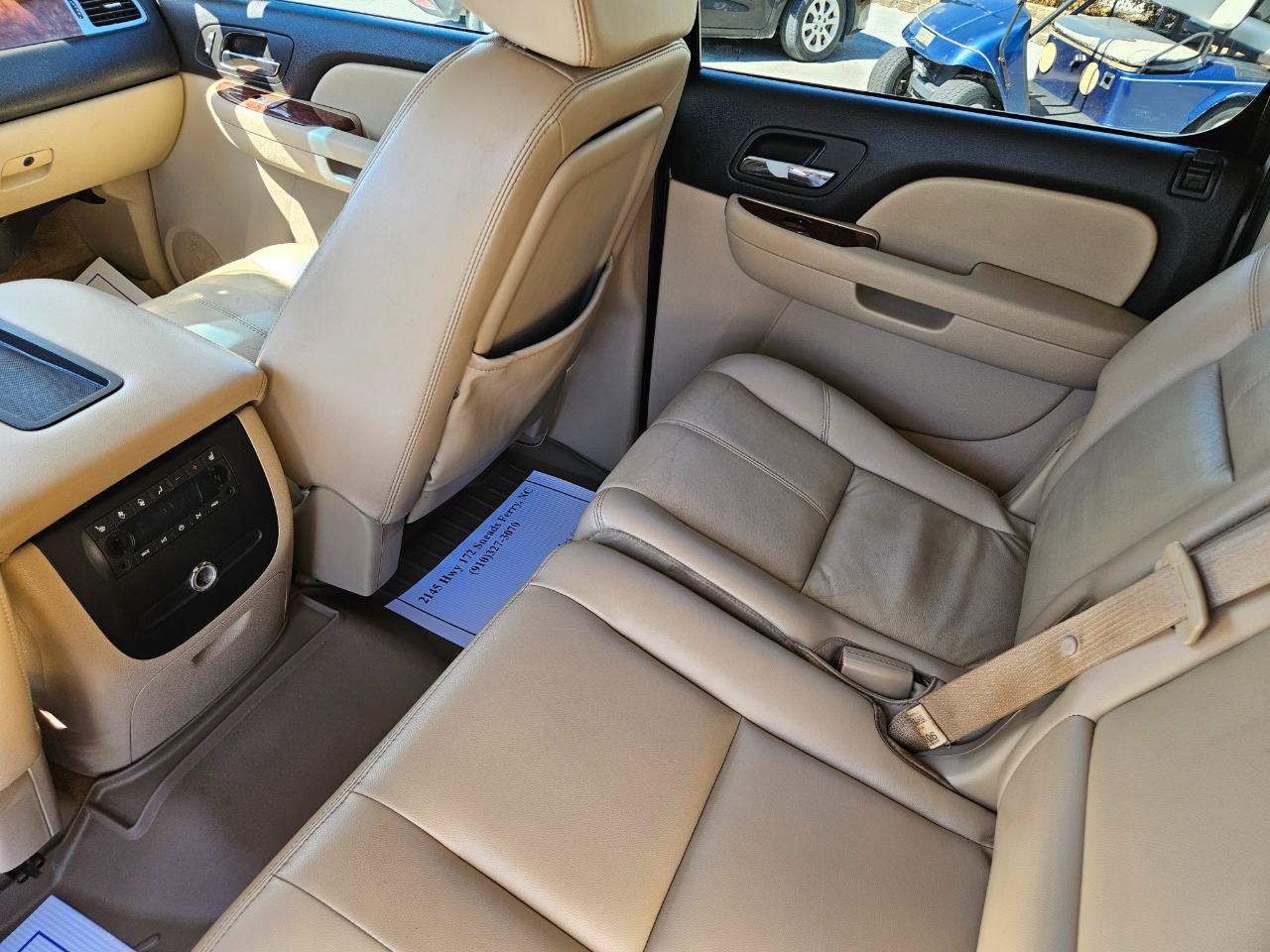 Used 2007 Chevrolet Suburban LT w/ LT Preferred Equipment Group AWD/4WD image 18