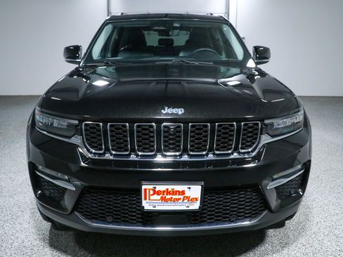 Used 2022 Jeep Grand Cherokee Limited 4xe w/ Luxury Tech Group II AWD/4WD image 4