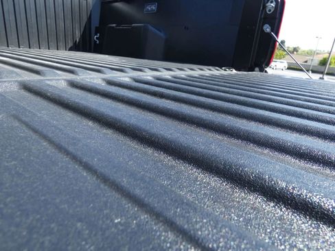 Used 2025 Toyota Tacoma SR5 image 23