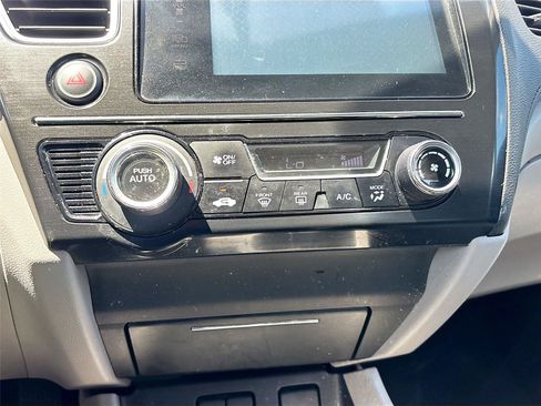 Used 2015 Honda Civic EX image 16