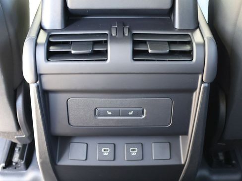 Certified 2025 Land Rover Defender 110 S AWD/4WD image 25