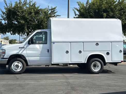 New 2025 Ford E-350 and Econoline 350 Super Duty w/ Power Equipment Group image 7