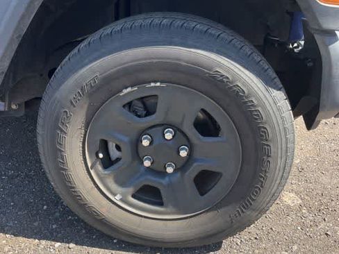 Used 2018 Jeep Wrangler Unlimited Sport image 12