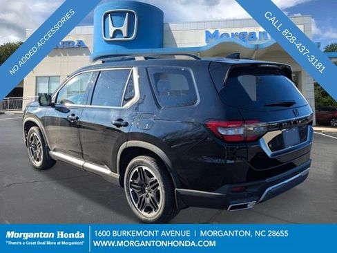 New 2026 Honda Pilot Touring image 3