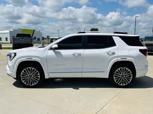 Used 2026 GMC Terrain Denali AWD/4WD image 39