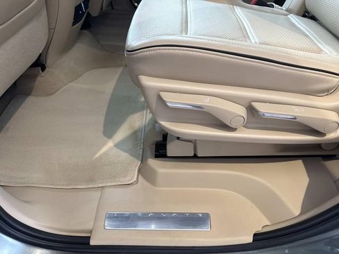 Certified 2023 Cadillac Escalade Premium Luxury AWD/4WD image 61