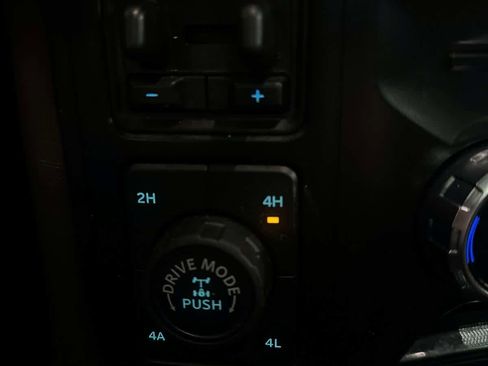 Used 2024 Ford F150 King Ranch image 31