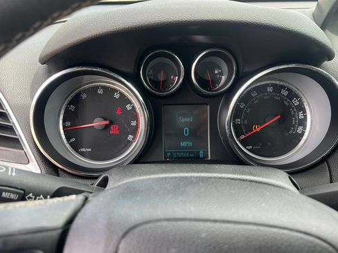 Used 2016 Buick Encore FWD image 4