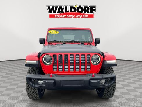 Used 2019 Jeep Wrangler Unlimited Rubicon AWD/4WD image 2