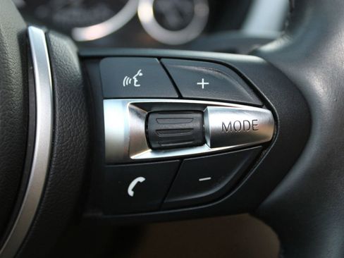 Used 2016 BMW 320i Sedan image 27