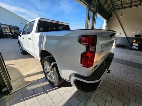 Used 2025 Chevrolet Silverado 1500 Custom RWD image 6
