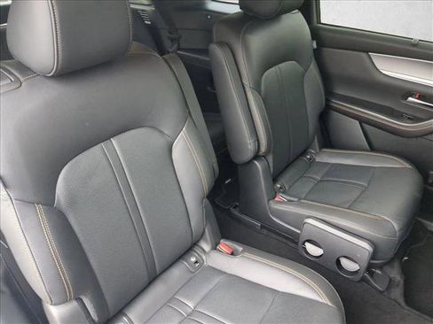 Used 2025 MAZDA CX-90 3.3 Turbo w/ Premium Sport Pkg image 29