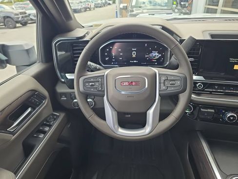 New 2026 GMC Sierra 2500 SLT w/ SLT Premium Package AWD/4WD image 12