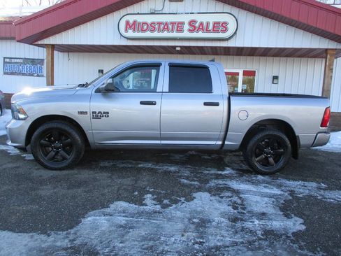 Used 2019 RAM 1500 Express w/ Wheel & Sound Group image 4