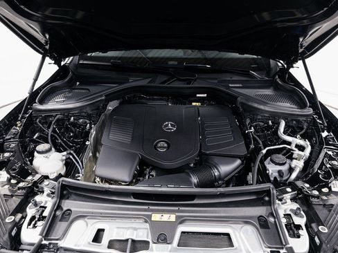 Certified 2026 Mercedes-Benz GLC 300 4MATIC image 36