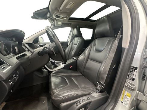 Used 2014 Volvo XC60 T6 image 11