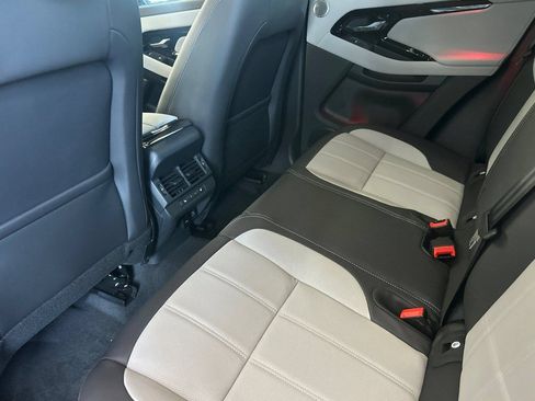 New 2026 Land Rover Range Rover Evoque Hoxton AWD/4WD image 28