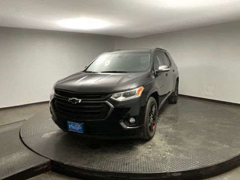 Certified 2021 Chevrolet Traverse Premier w/ Redline Edition image 3