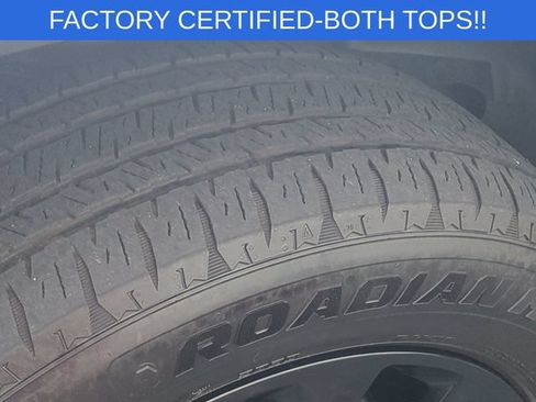 Certified 2024 Jeep Wrangler Unlimited Sahara w/ Dual Top Group AWD/4WD image 11
