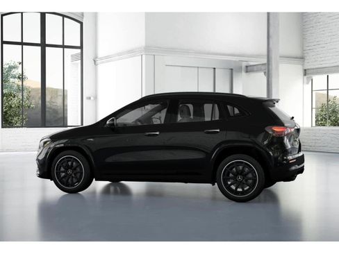 New 2025 Mercedes-Benz GLA 35 AMG 4MATIC image 31