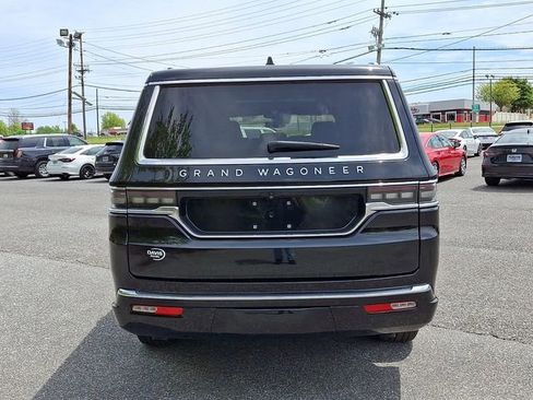 Used 2024 Jeep Grand Wagoneer L 4WD image 5
