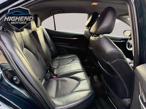 Used 2021 Toyota Camry SE w/ Cold Weather Package image 23