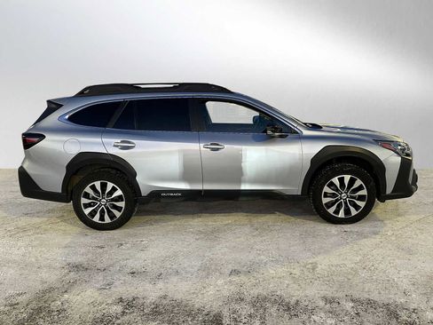 Used 2024 Subaru Outback Limited image 2
