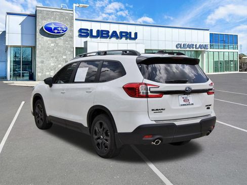Used 2025 Subaru Ascent Bronze Edition AWD/4WD image 4