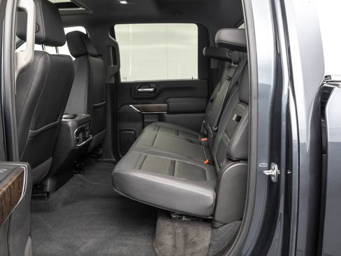 Used 2020 GMC Sierra 3500 Denali w/ Denali Ultimate Package image 31