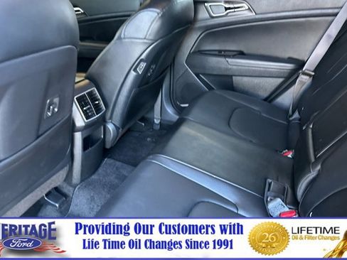 Used 2023 Kia Sportage EX image 12