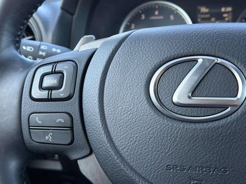 Used 2024 Lexus IS 300 F Sport RWD image 10