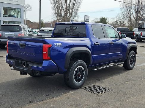 New 2025 Toyota Tacoma TRD Off-Road image 2