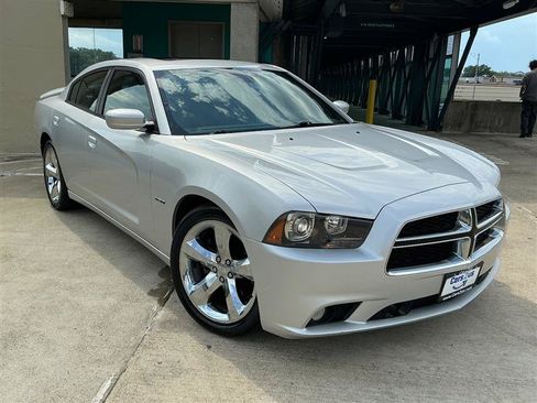 Used 2012 Dodge Charger R/T RWD image 7