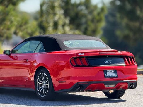 Used 2015 Ford Mustang GT Premium image 43