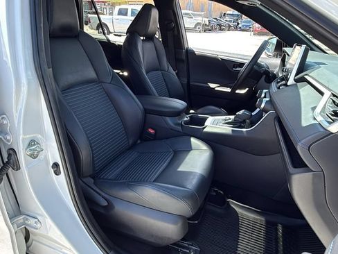 Used 2022 Toyota RAV4 XSE AWD/4WD image 41