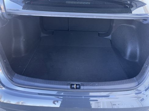 Used 2024 Toyota Corolla LE image 30