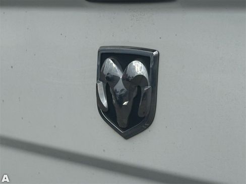 Used 2014 RAM 1500 Express image 12