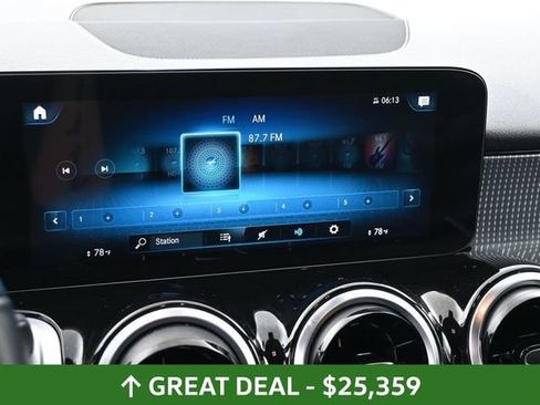 Used 2023 Mercedes-Benz GLB 250 4MATIC image 26