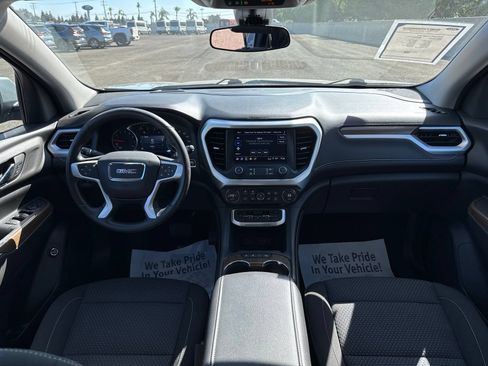 Used 2023 GMC Acadia SLE w/ Driver Convenience Package FWD image 16