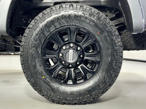 Used 2022 Ford F250 Lariat w/ Tremor Off-Road Package AWD/4WD image 40