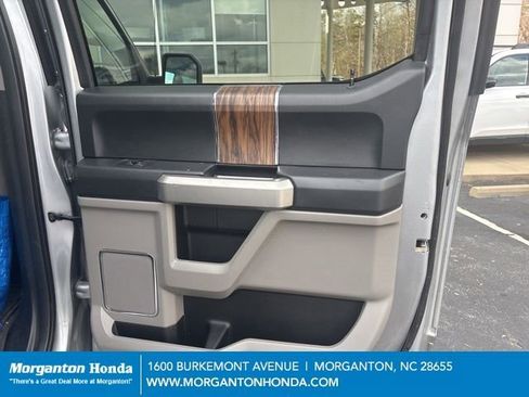 Used 2020 Ford F150 Lariat w/ Max Trailer Tow Package image 15