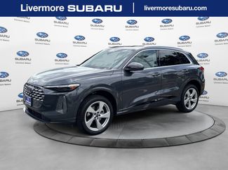 Used 2025 Audi Q5 Premium Plus w/ Premium Plus AWD/4WD video 1