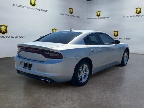 Used 2023 Dodge Charger SXT RWD image 5