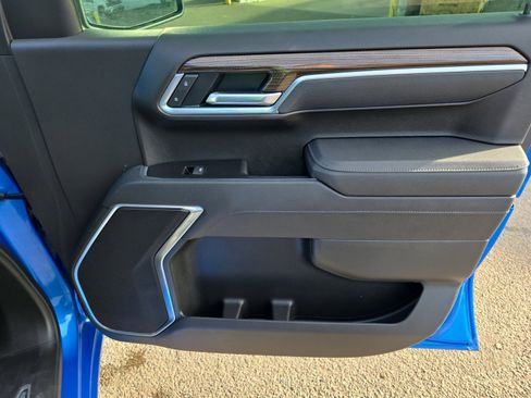 New 2025 Chevrolet Silverado 1500 LT w/ Convenience Package II image 31